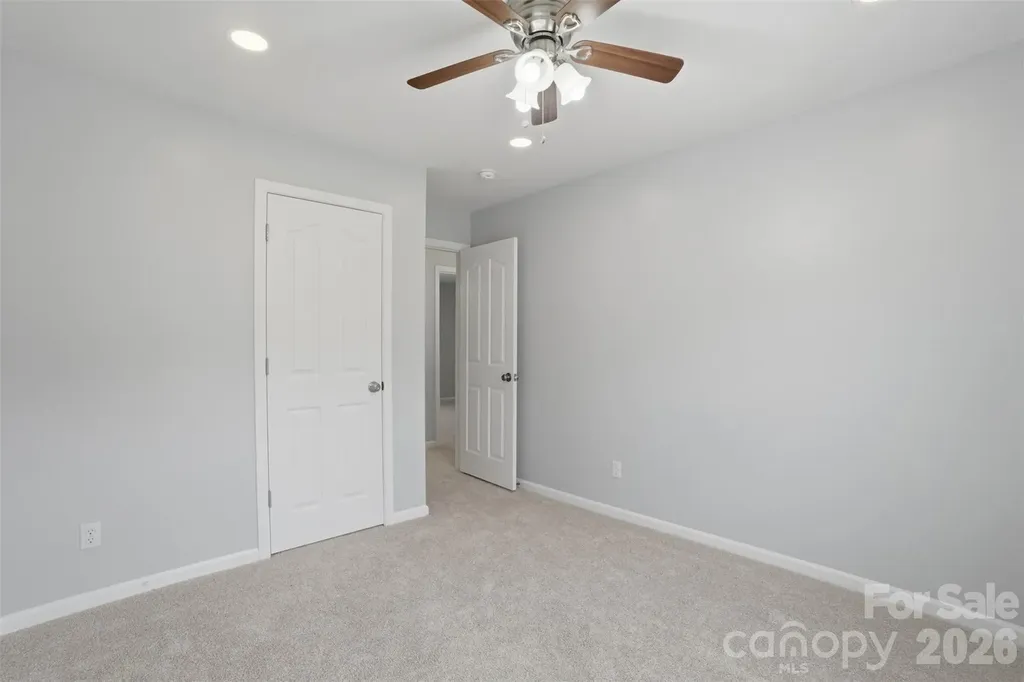 17425 Westmill Lane Charlotte NC 28277