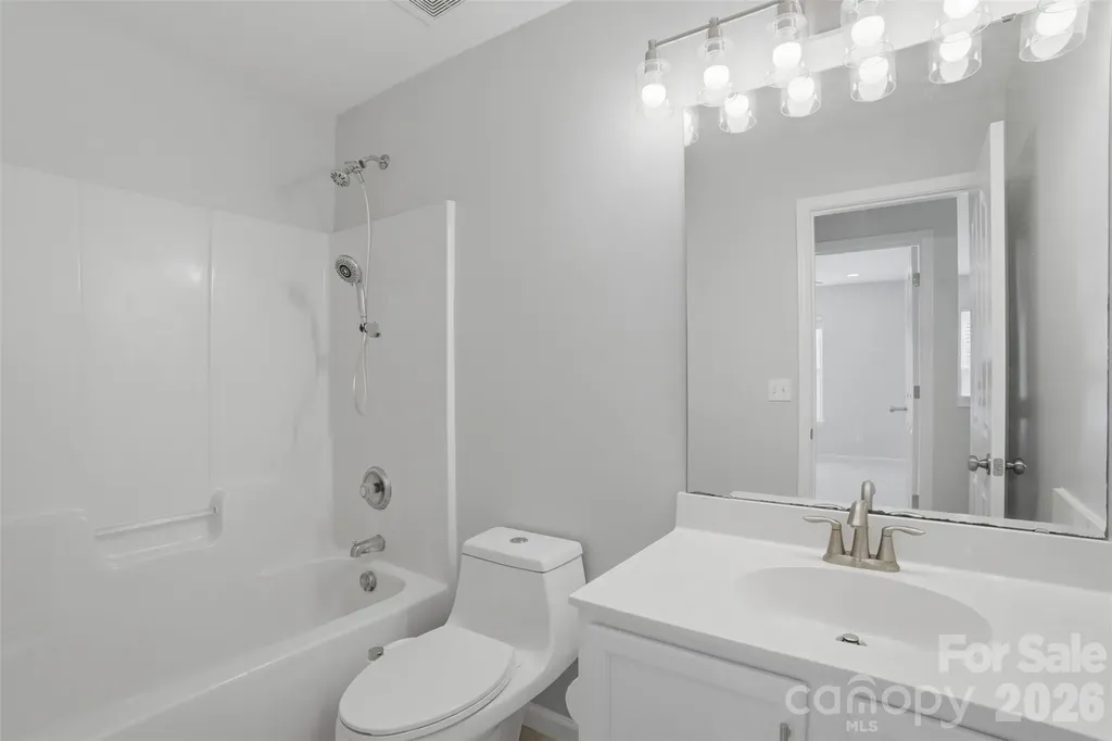 17425 Westmill Lane Charlotte NC 28277
