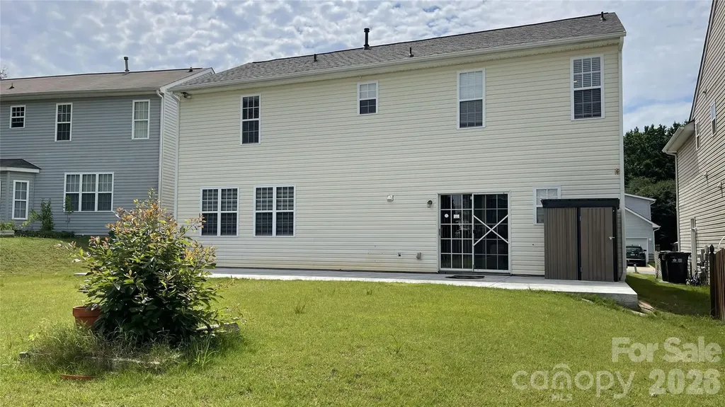 17425 Westmill Lane Charlotte NC 28277