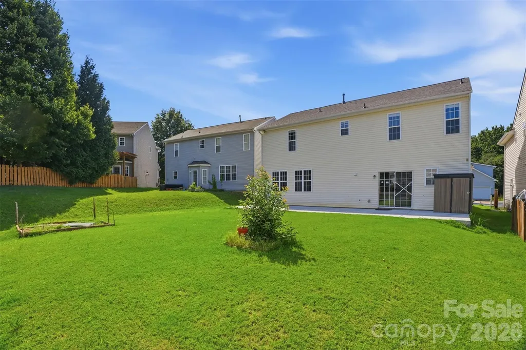 17425 Westmill Lane Charlotte NC 28277