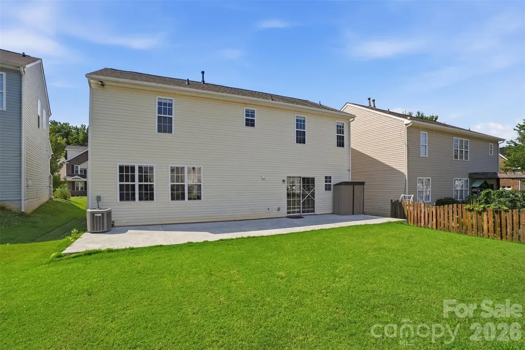 17425 Westmill Lane Charlotte NC 28277