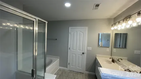 17425 Westmill Lane Charlotte NC 28277