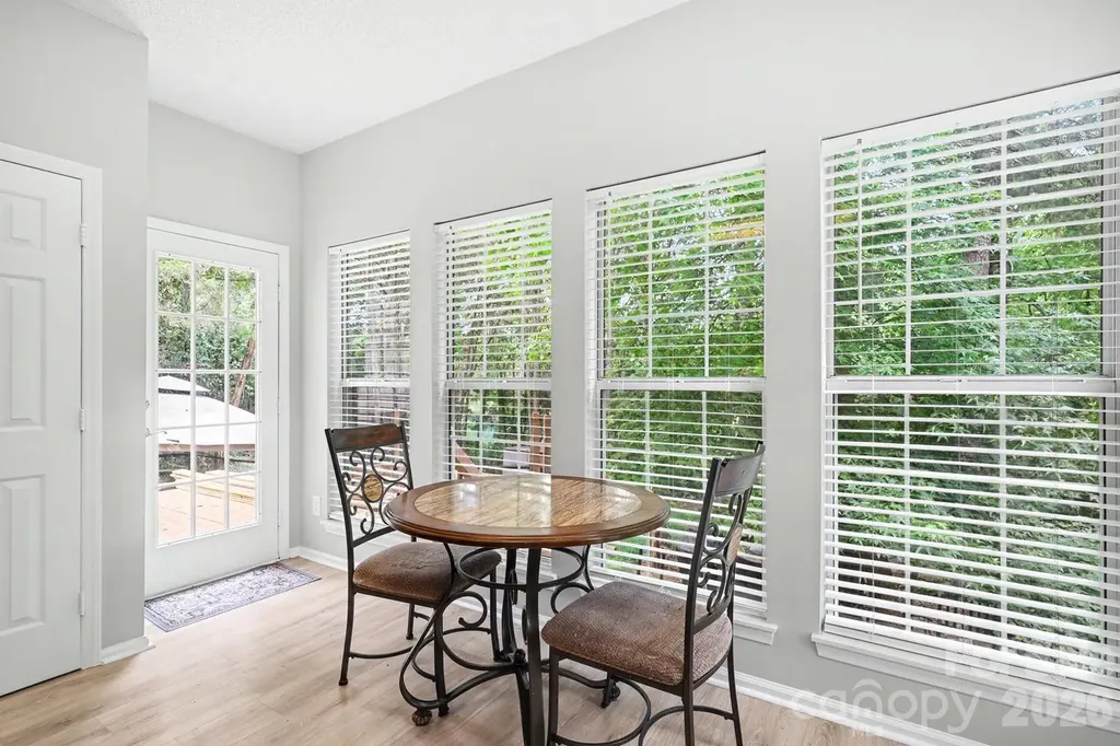 4710 Kirkgard Trail Charlotte NC 28269