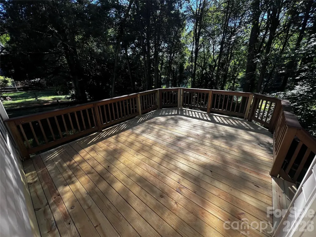 4710 Kirkgard Trail Charlotte NC 28269