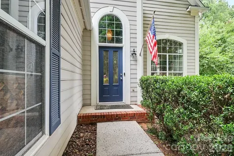 4710 Kirkgard Trail Charlotte NC 28269