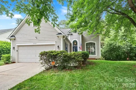 4710 Kirkgard Trail Charlotte NC 28269