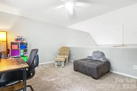 4710 Kirkgard Trail Charlotte NC 28269