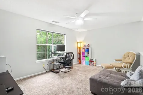 4710 Kirkgard Trail Charlotte NC 28269