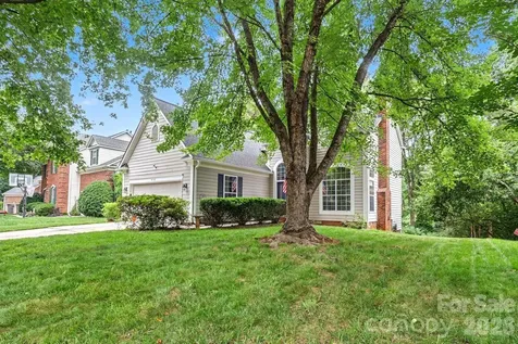 4710 Kirkgard Trail Charlotte NC 28269
