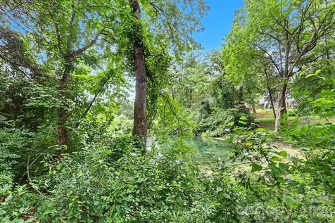 4710 Kirkgard Trail Charlotte NC 28269