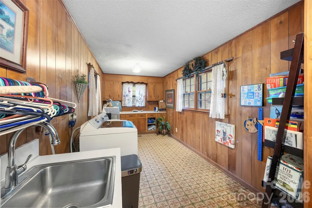 5139 E Dixon Boulevard Kings Mountain NC 28086