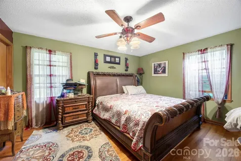 5139 E Dixon Boulevard Kings Mountain NC 28086