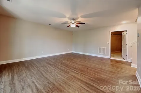 9410 Segundo Lane Charlotte NC 28278