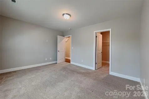 9410 Segundo Lane Charlotte NC 28278