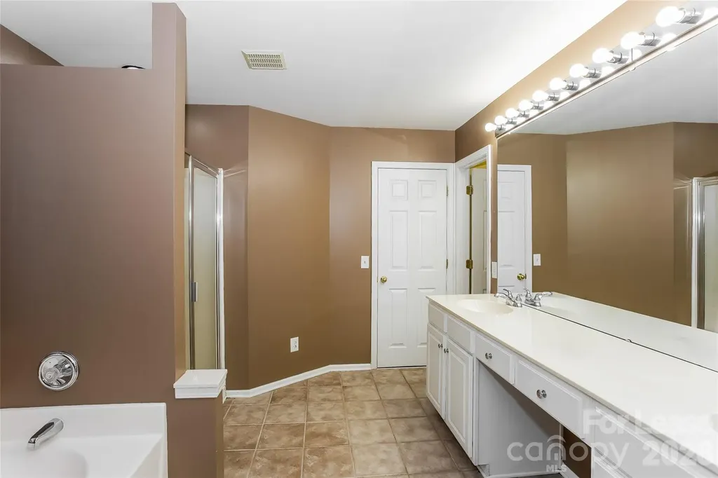 10313 Scotch Pine Circle Charlotte NC 28262
