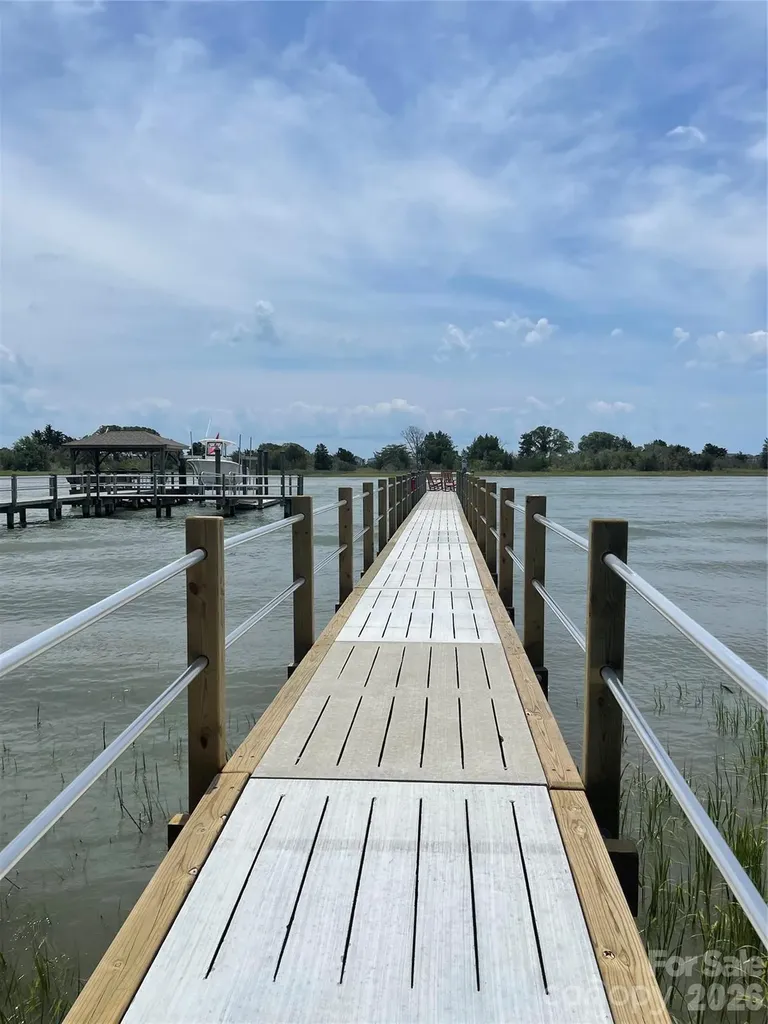 1844 Oak Harbor Drive SW Ocean Isle Beach NC 28469
