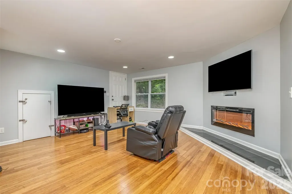 6200 Old Providence Road Charlotte NC 28226