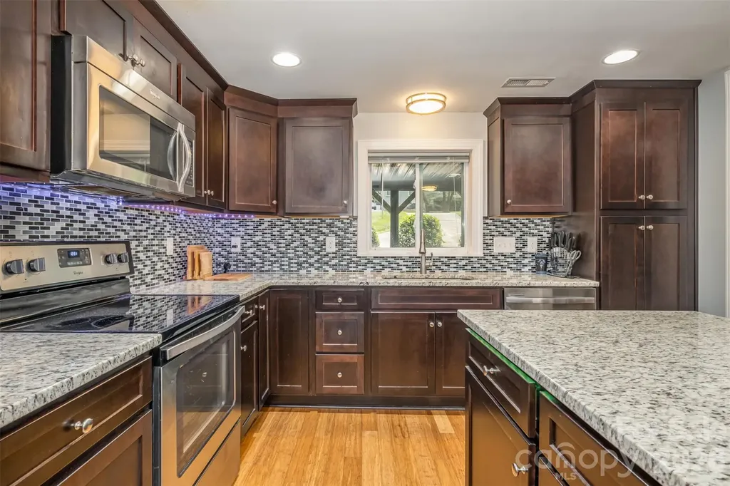 6200 Old Providence Road Charlotte NC 28226