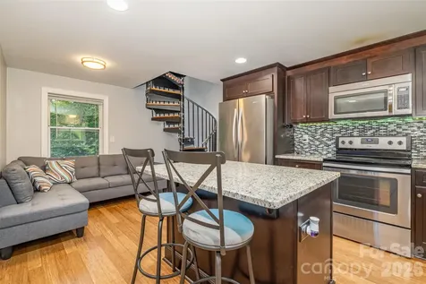 6200 Old Providence Road Charlotte NC 28226