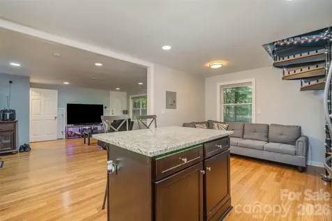 6200 Old Providence Road Charlotte NC 28226