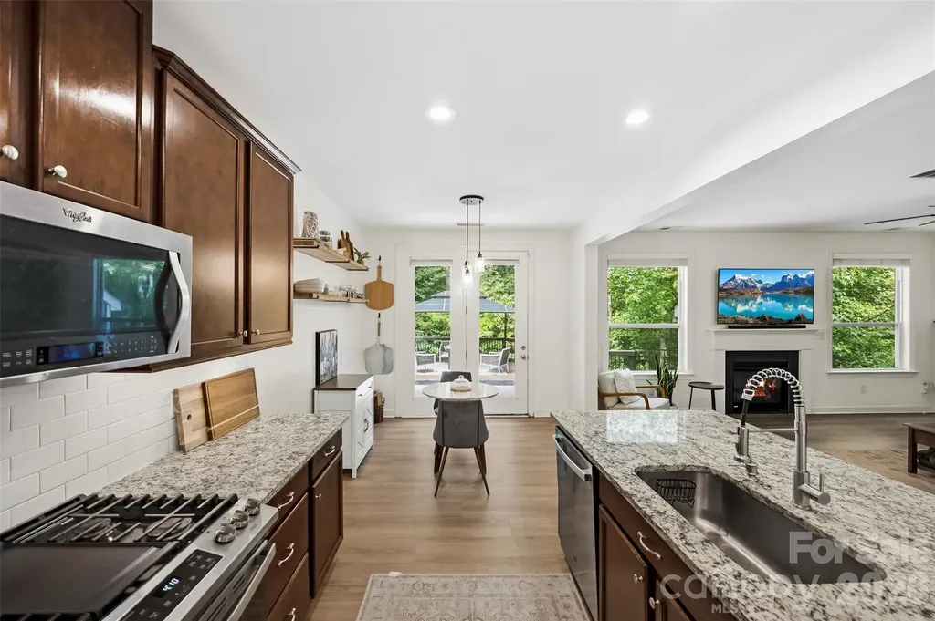 7116 Toxaway Lane Charlotte NC 28269