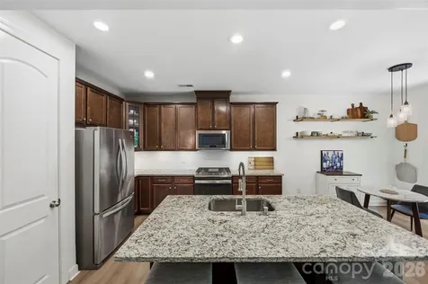 7116 Toxaway Lane Charlotte NC 28269