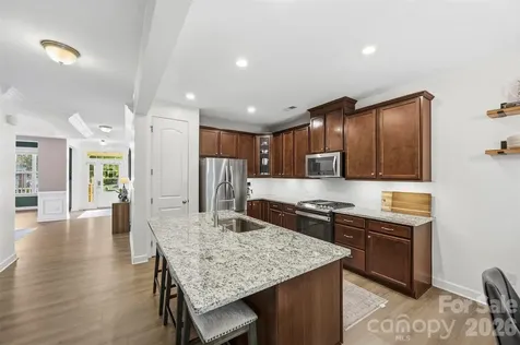 7116 Toxaway Lane Charlotte NC 28269