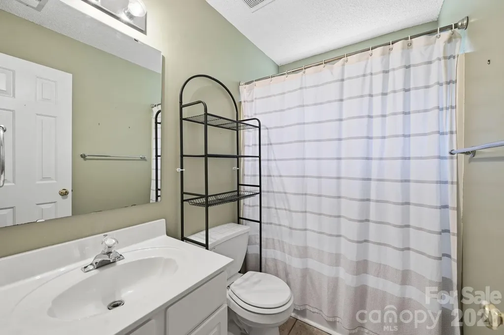 9421 Foggy Meadow Road Charlotte NC 28269