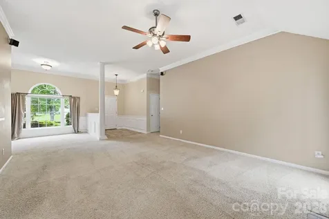 9421 Foggy Meadow Road Charlotte NC 28269