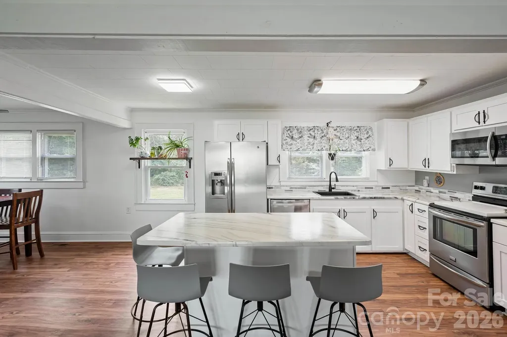 1674 Harris Henrietta Road Forest City NC 28043