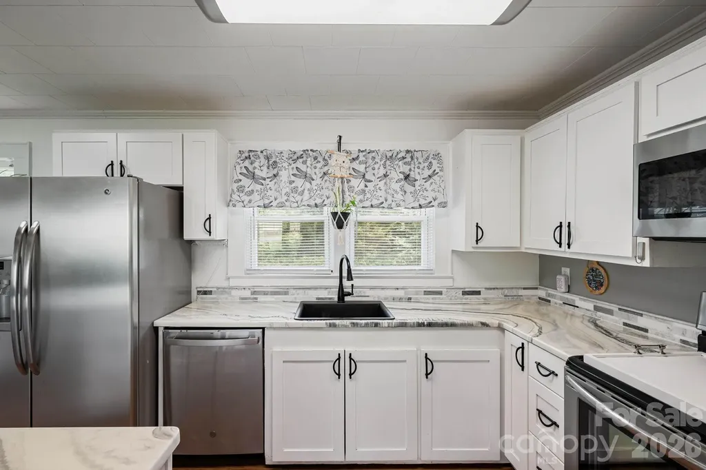 1674 Harris Henrietta Road Forest City NC 28043