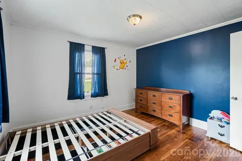 1674 Harris Henrietta Road Forest City NC 28043