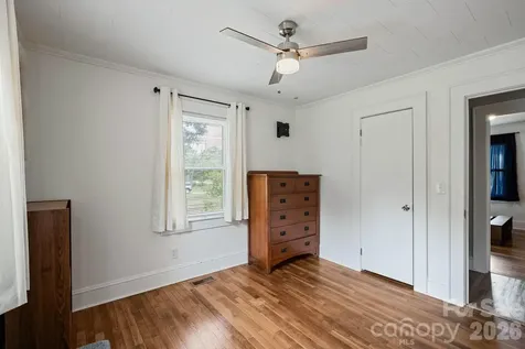 1674 Harris Henrietta Road Forest City NC 28043