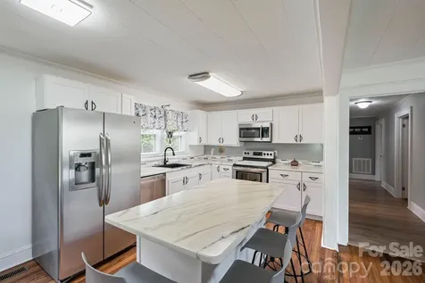1674 Harris Henrietta Road Forest City NC 28043