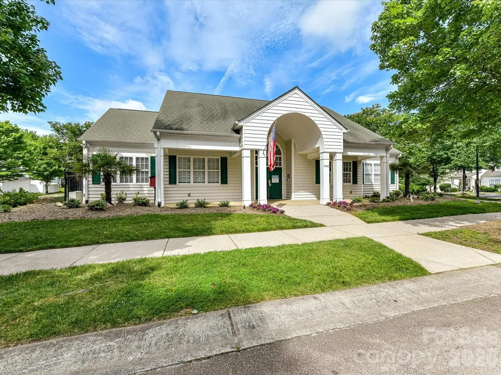 10507 Glenmeade Road Cornelius NC 28031