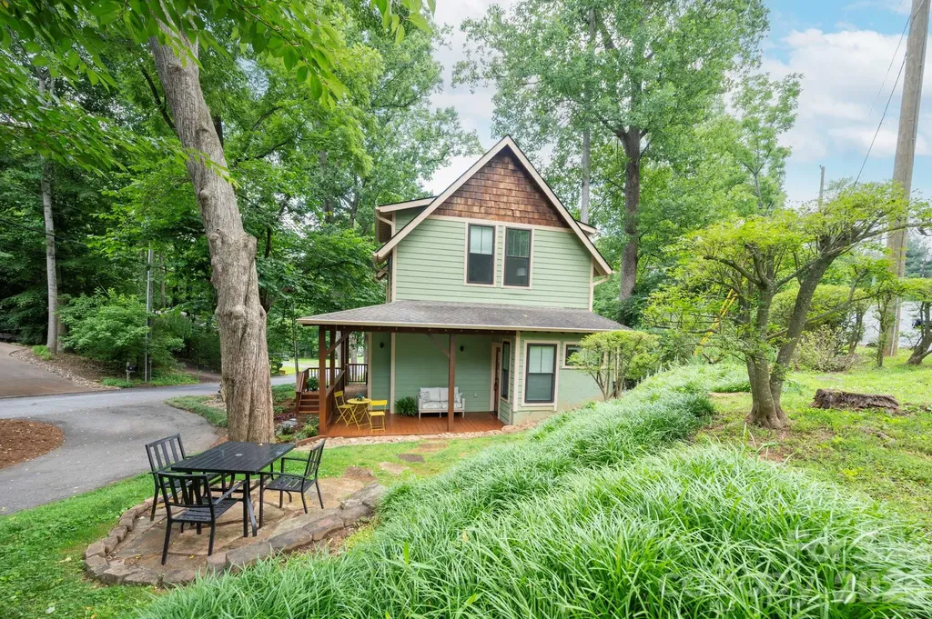 174 Morningside Drive Asheville NC 28806
