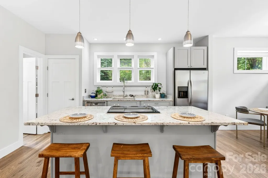 174 Morningside Drive Asheville NC 28806