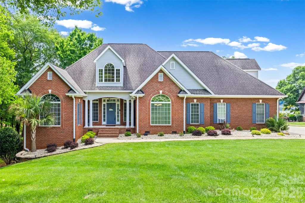 1850 Poinciana Drive York SC 29745