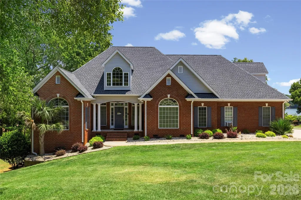 1850 Poinciana Drive York SC 29745