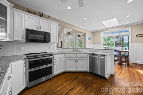 1850 Poinciana Drive York SC 29745
