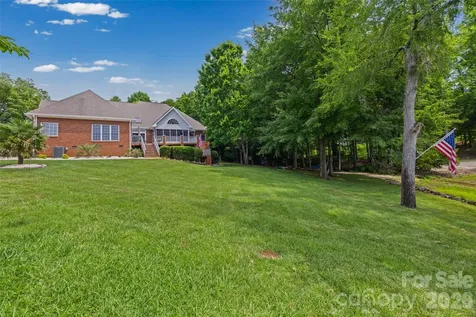 1850 Poinciana Drive York SC 29745