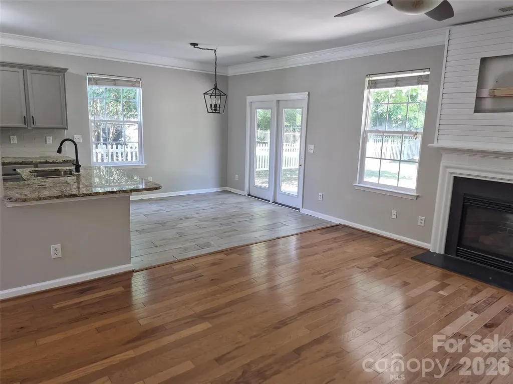6229 Roseway Court Harrisburg NC 28075