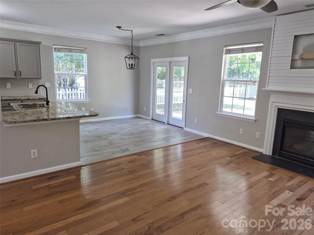 6229 Roseway Court Harrisburg NC 28075