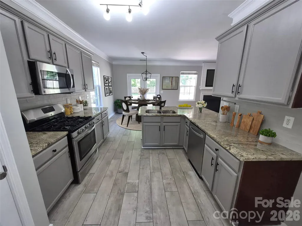 6229 Roseway Court Harrisburg NC 28075