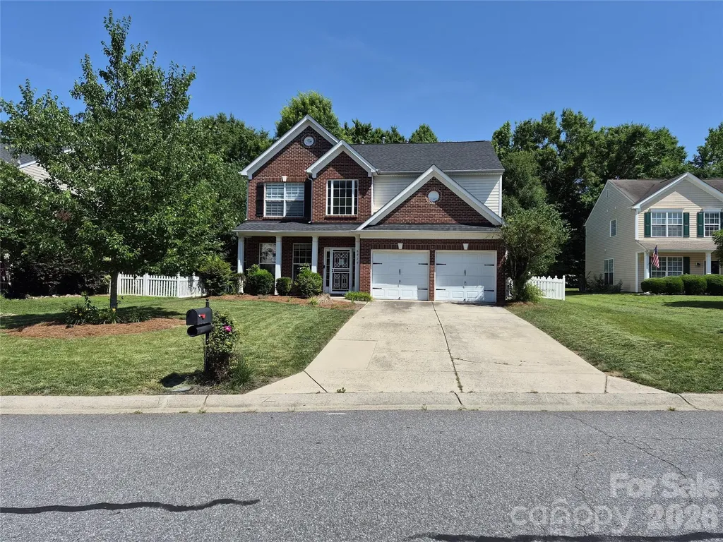 6229 Roseway Court Harrisburg NC 28075