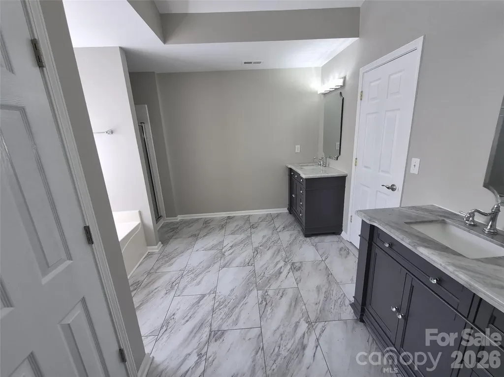 6229 Roseway Court Harrisburg NC 28075
