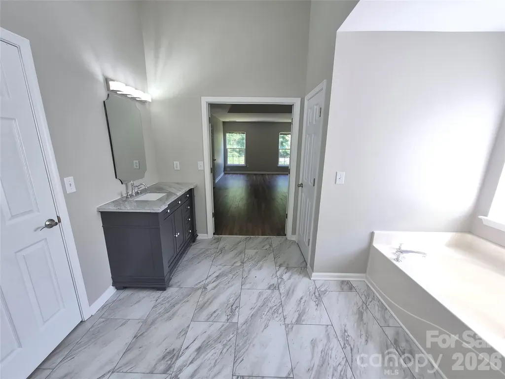 6229 Roseway Court Harrisburg NC 28075