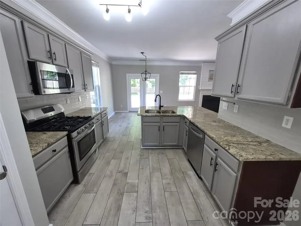 6229 Roseway Court Harrisburg NC 28075