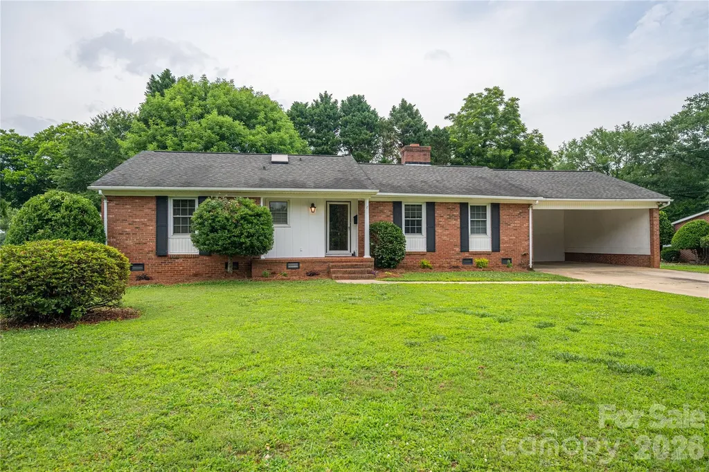 225 Dogwood Drive Mount Holly NC 28120