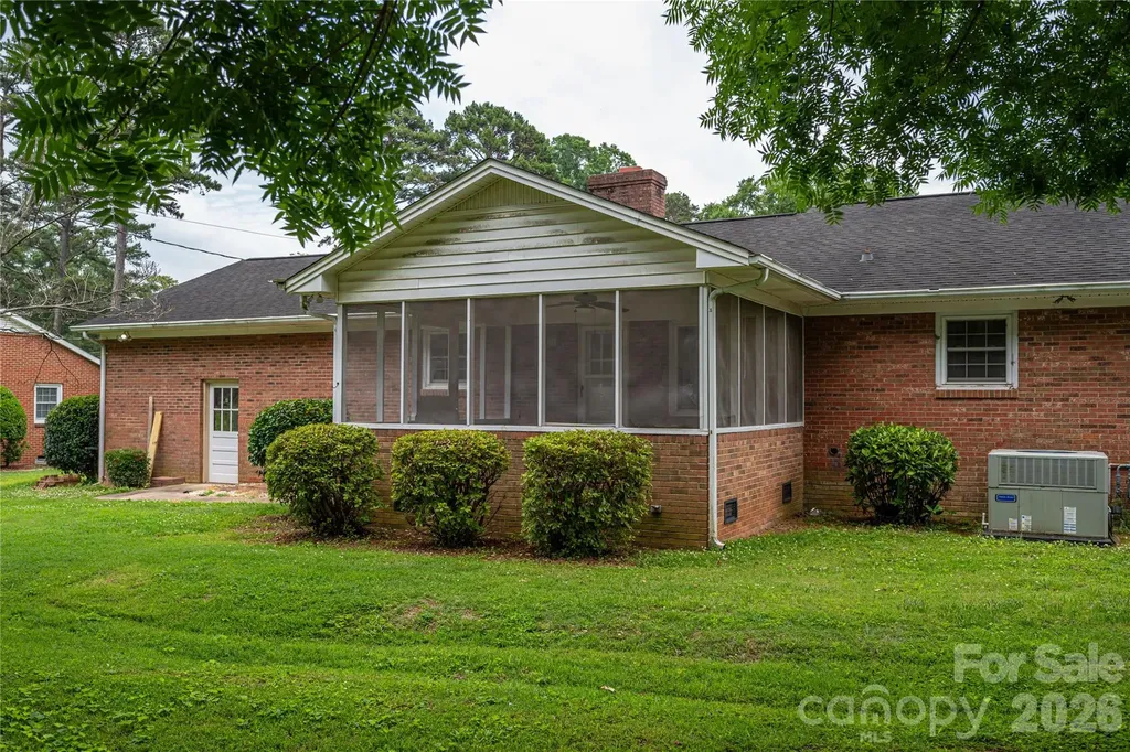 225 Dogwood Drive Mount Holly NC 28120